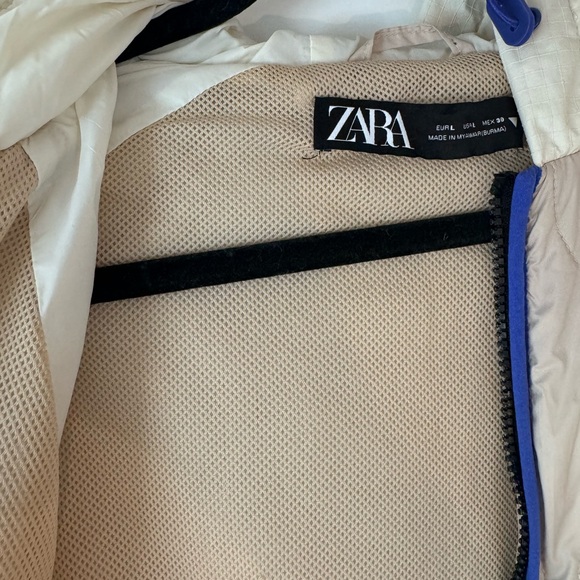 Quilted Puffer Jacket - Picture 4 of 11